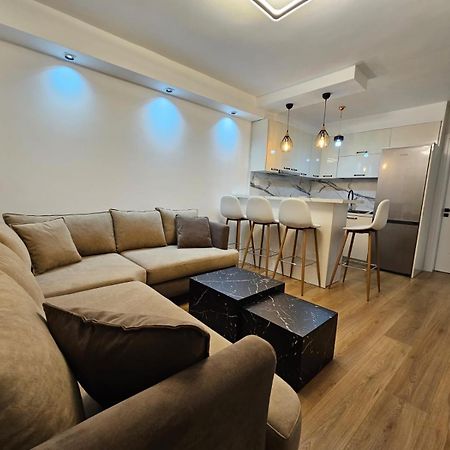 Elois Luxury Apartment تيرانا المظهر الخارجي الصورة